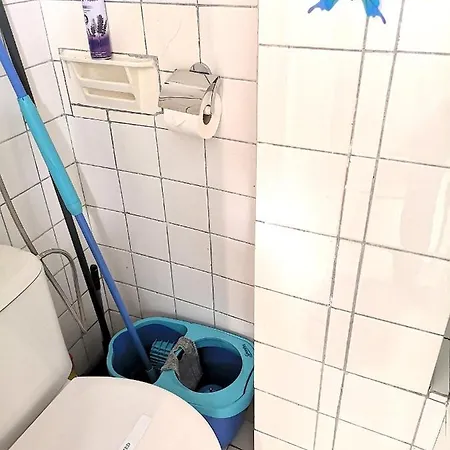 2+1, 71m², 2 Apartment, For 6 People. Fully Furnished, Kitchen, Air Conditioning, Fireplace! 1, Center, 5min Walk To Wenceslas Square & Metro, Tram. Skolska Street, Nove Mesto Appartement Prague
